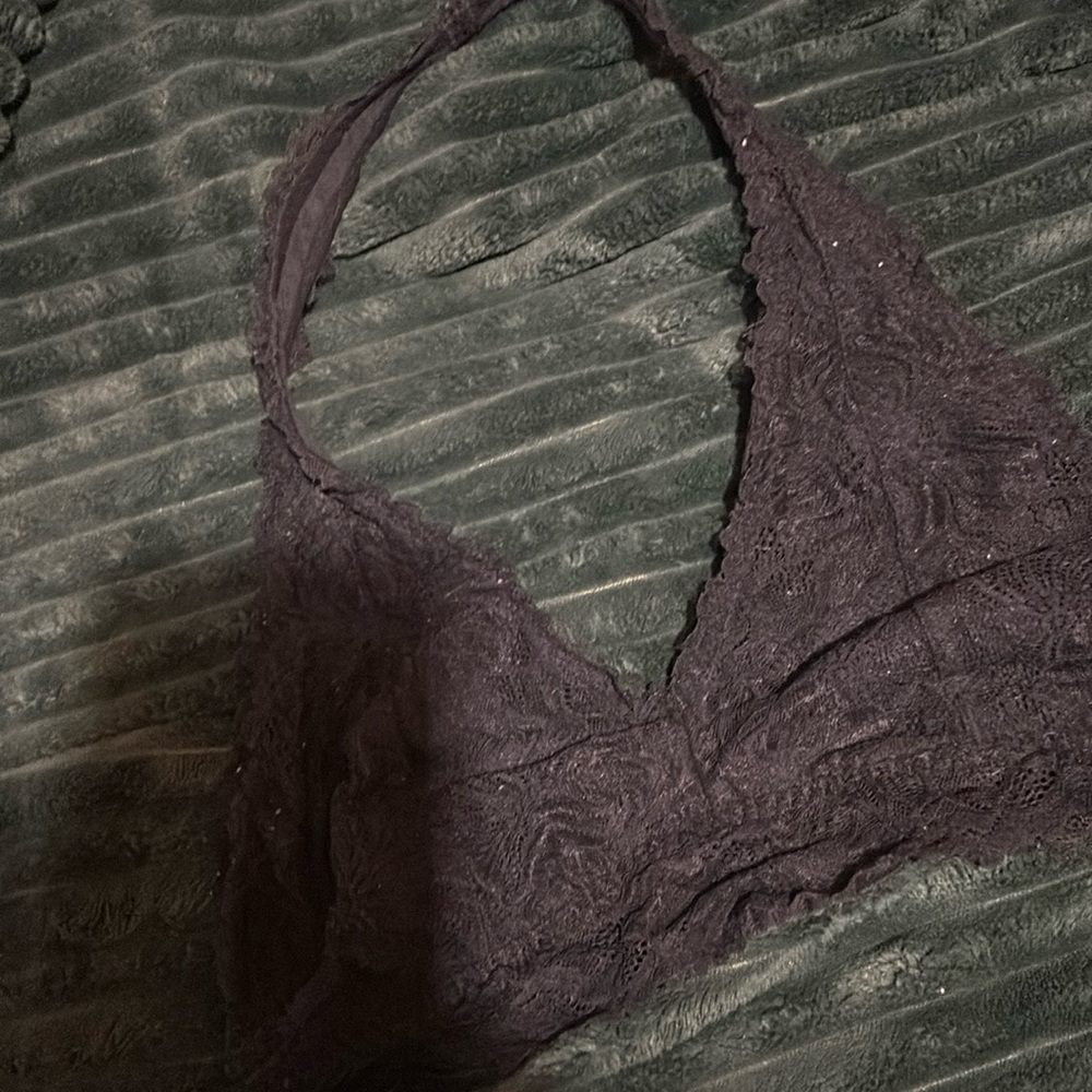 black bralette